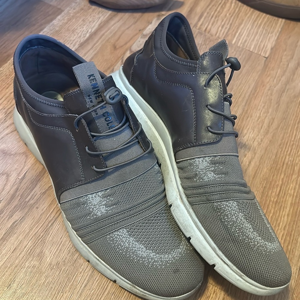 Kenneth Cole Brown Shoes - Picture 2 of 4
